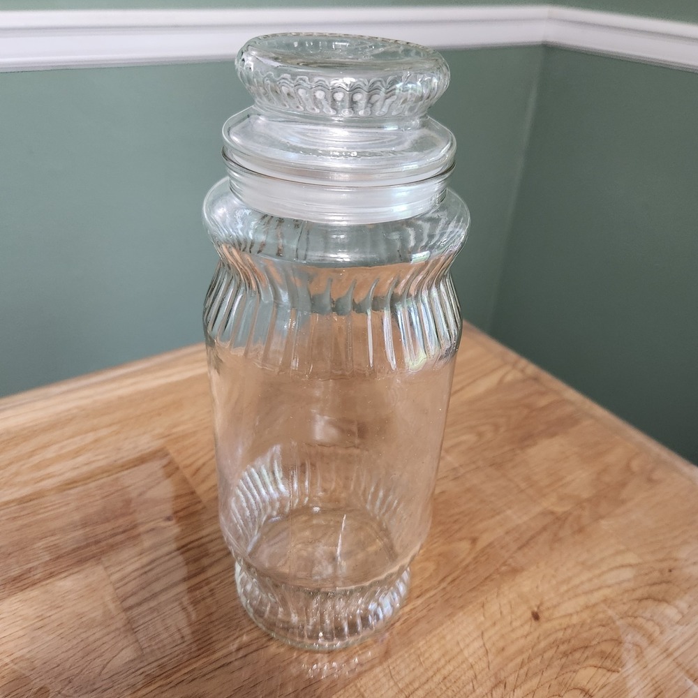 Planters Mr Peanut Glass Jar with Lid 1979